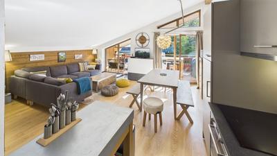 Appartement - 85 m² - 5 pièces