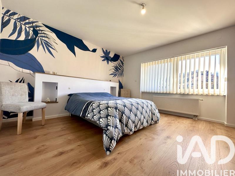 Maison - 170 m² - 8 pièces