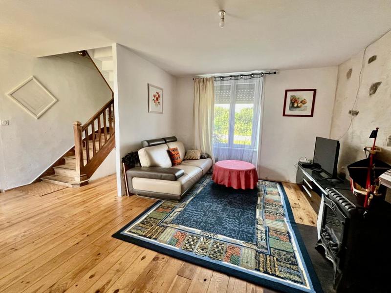 Maison - 95 m² - 3 pièces