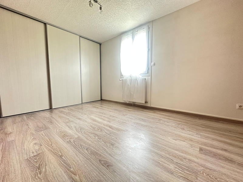 Maison - 240 m² - 7 pièces