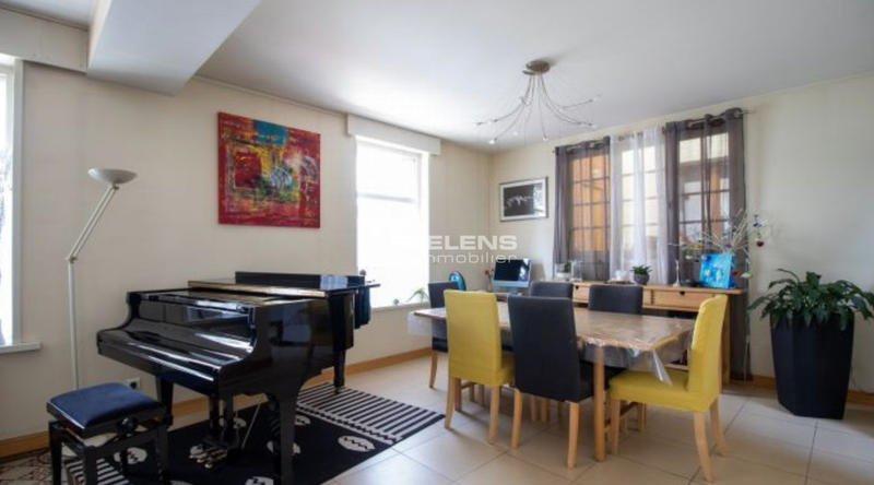 Maison - 170 m² - 5 pièces