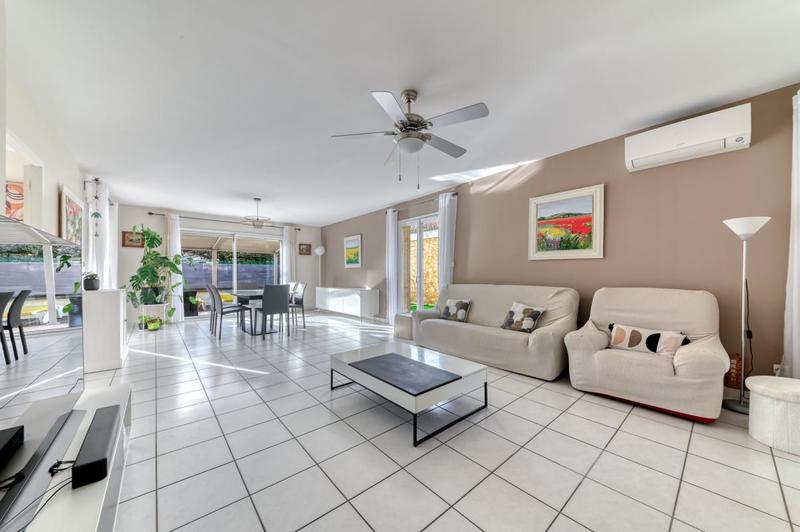 Pavillon - 133 m² - 6 pièces