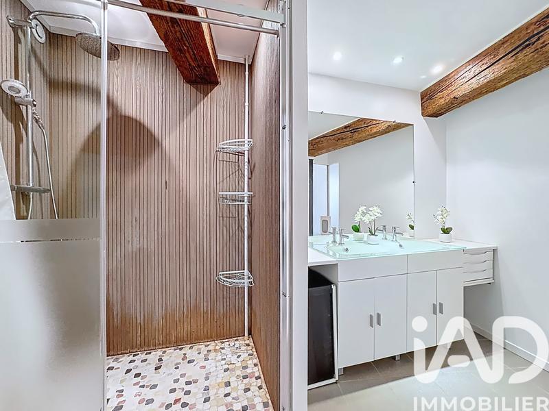 Maison - 297 m² - 7 pièces