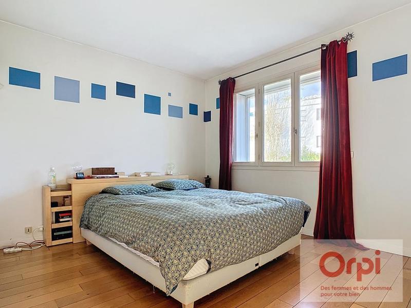 Maison - 174 m² - 6 pièces