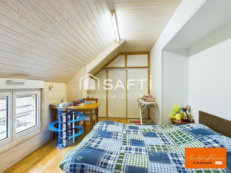 Maison - 190 m² - 9 pièces