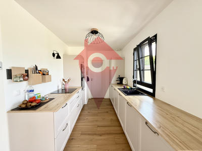 Maison - 140 m² - 5 pièces