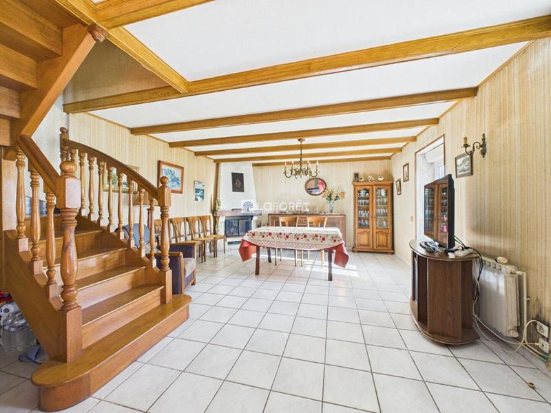 Maison - 106 m² - 5 pièces