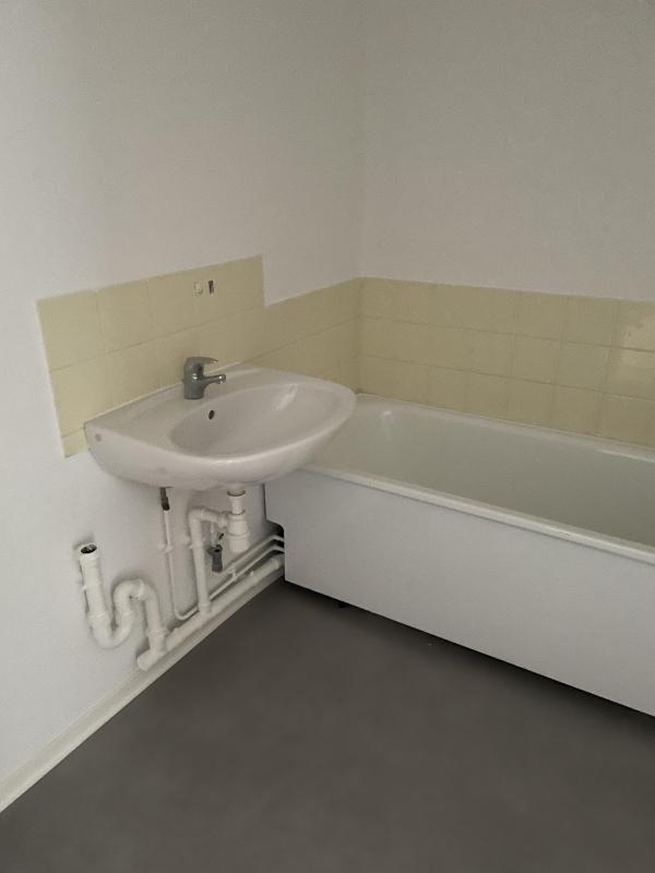 Appartement ancien - 82 m² - 4 pièces