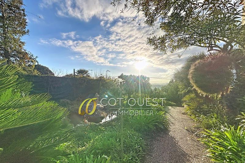 Maison - 265 m² - 7 pièces