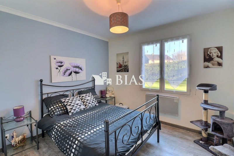 Maison - 95 m² - 5 pièces