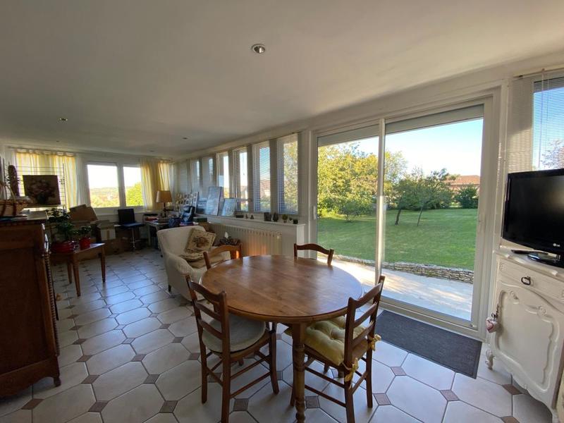 Maison traditionnelle - 106 m² - 4 pièces