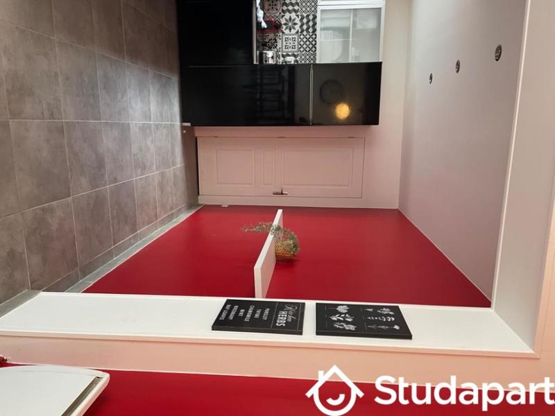 Chambre - 13 m² - 1 pièce