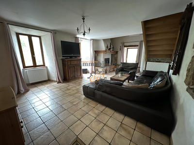 Maison - 105 m² - 4 pièces
