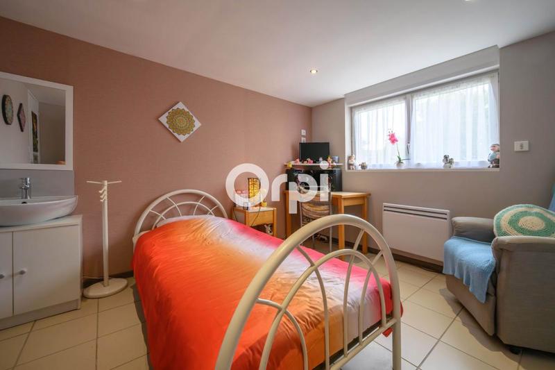 Maison - 180 m² - 7 pièces