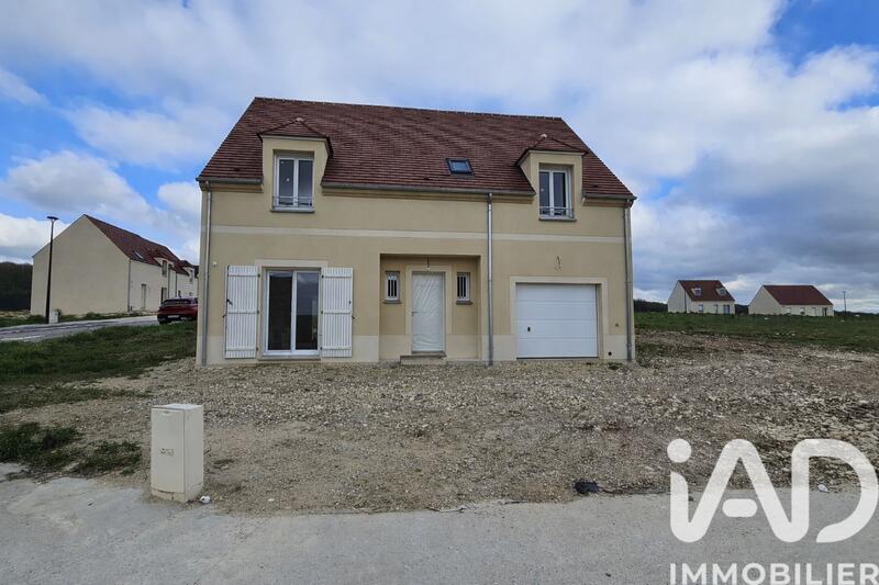 Maison - 120 m² - 5 pièces