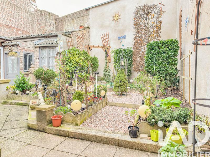 Maison de ville - 212 m² - 7 pièces