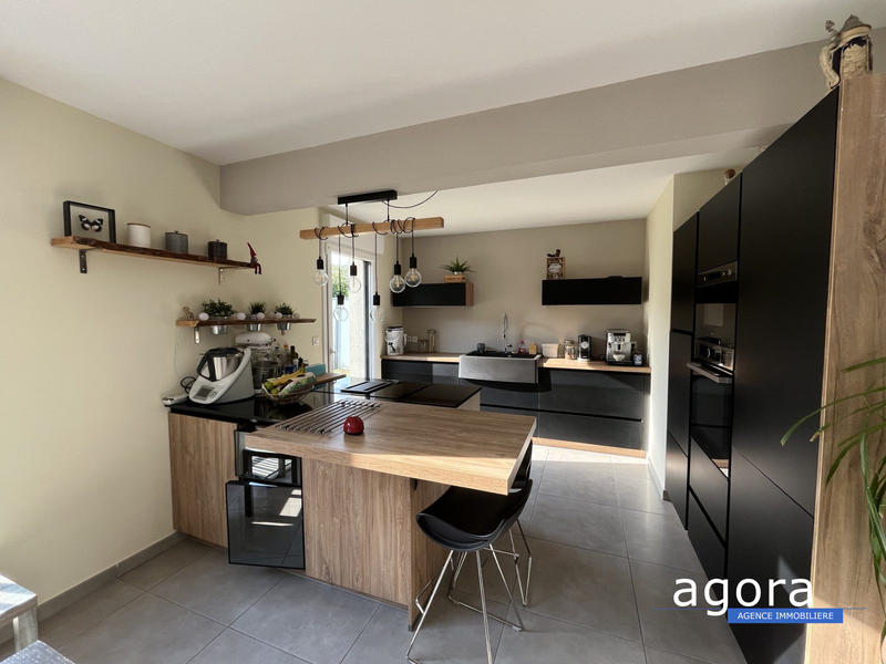 Appartement - 91 m² - 4 pièces