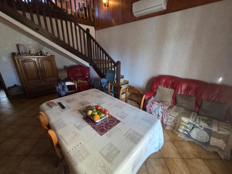 Maison - 138 m² - 10 pièces