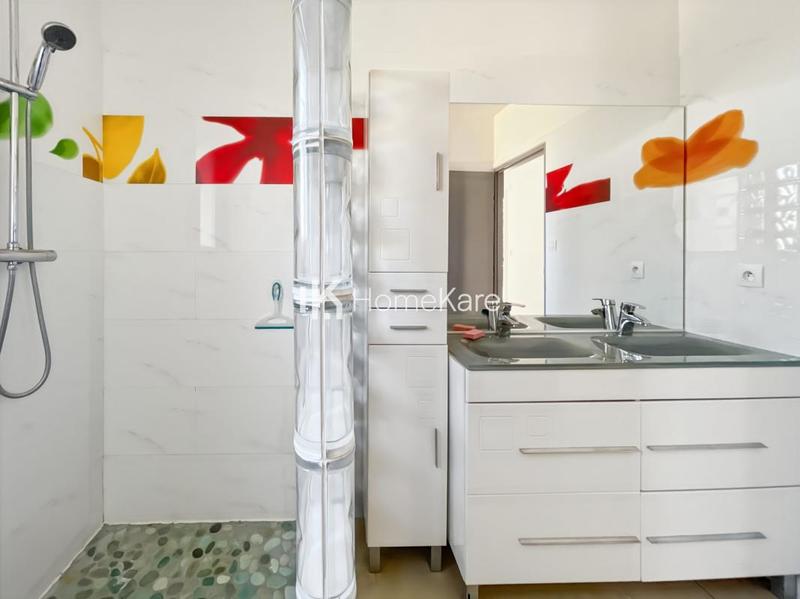 Villa - 230 m² - 7 pièces