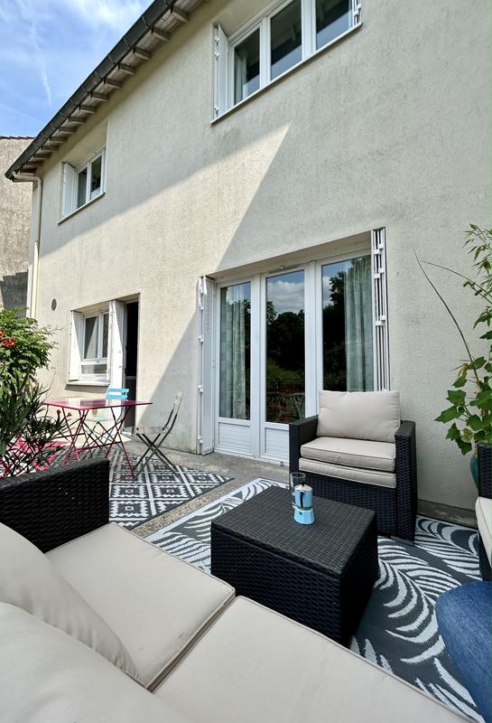 Maison - 122 m² - 6 pièces