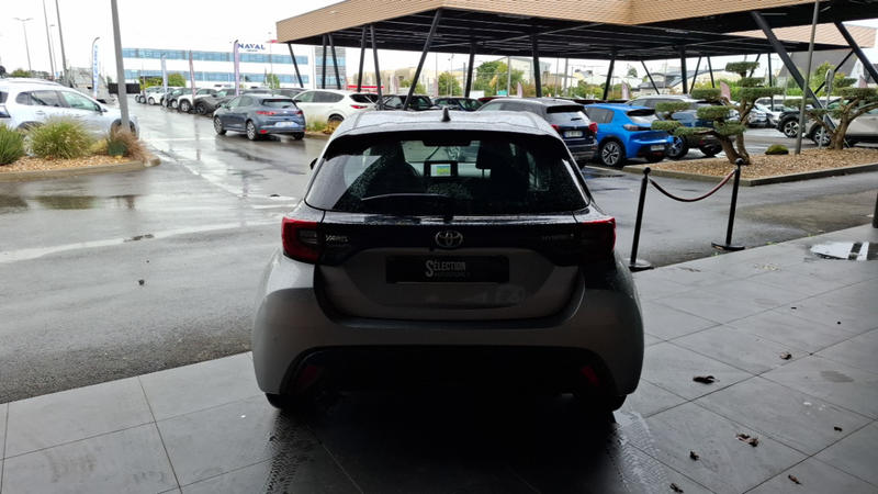 Toyota Yaris Hybride IV 116h Dynamic Business Beyond Zer