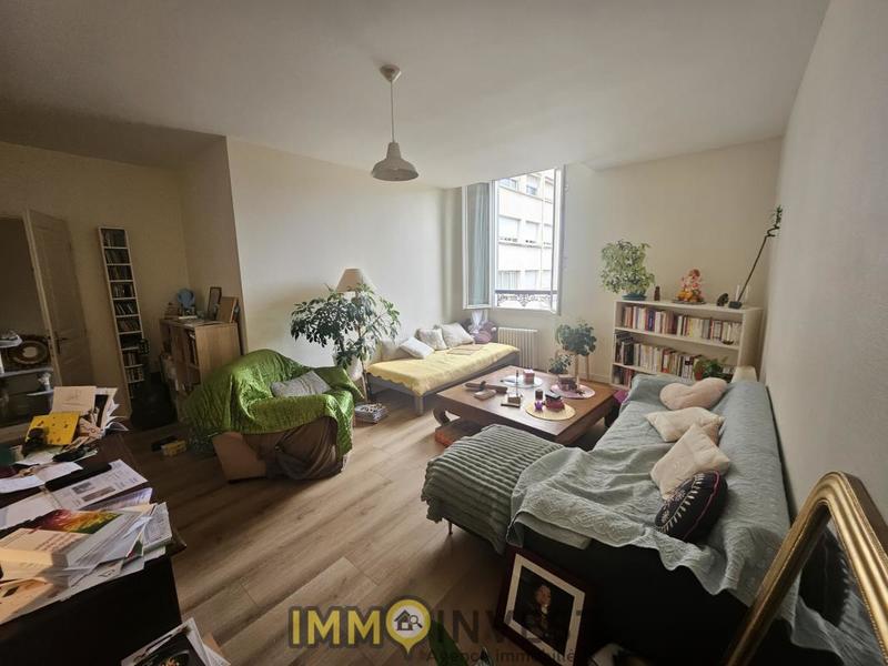 Appartement - 80 m² - 3 pièces