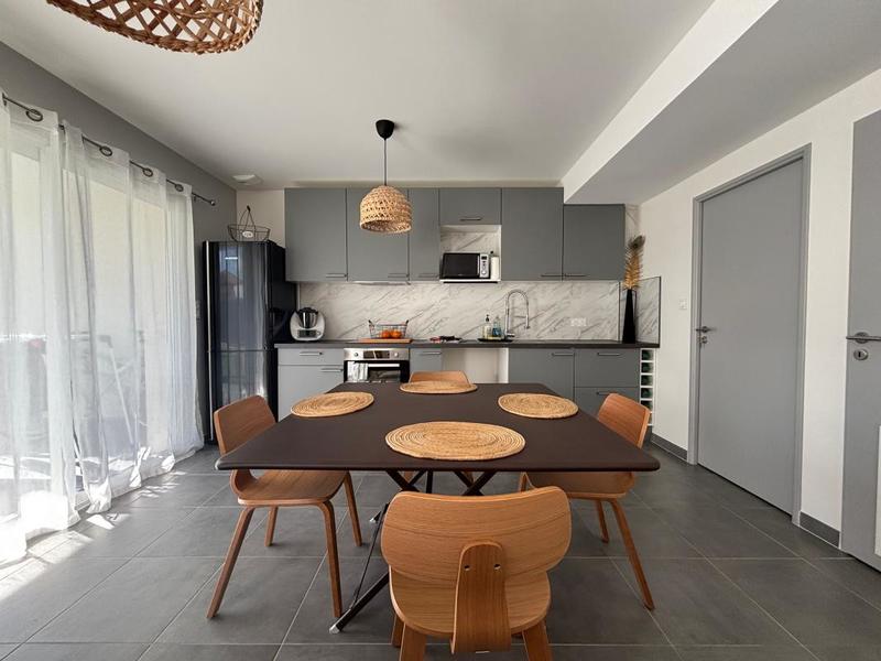 Maison - 91 m² - 4 pièces