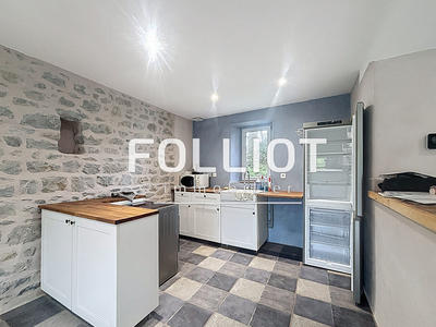 Maison - 92 m² - 4 pièces