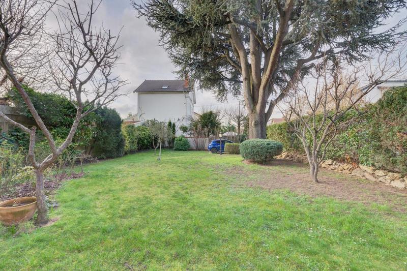 Maison - 135 m² - 6 pièces