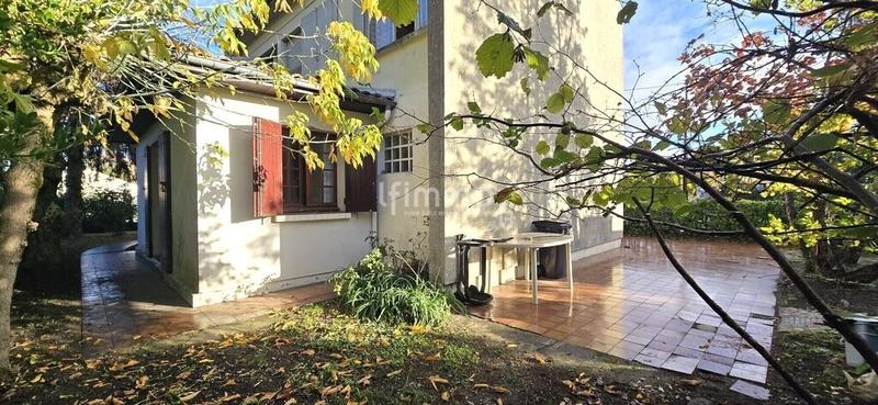 Maison - 98 m² - 4 pièces