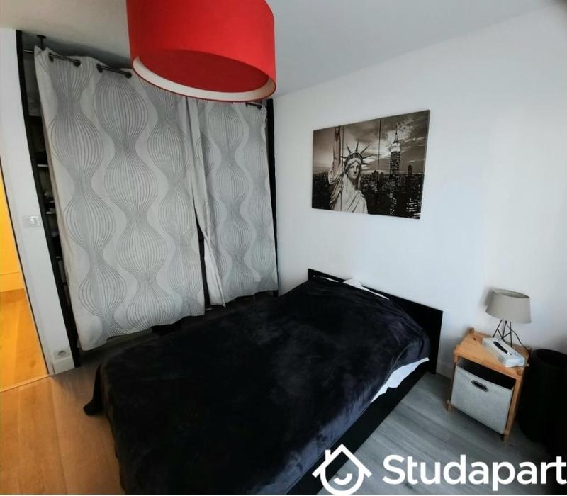 Chambre - 10 m² - 1 pièce