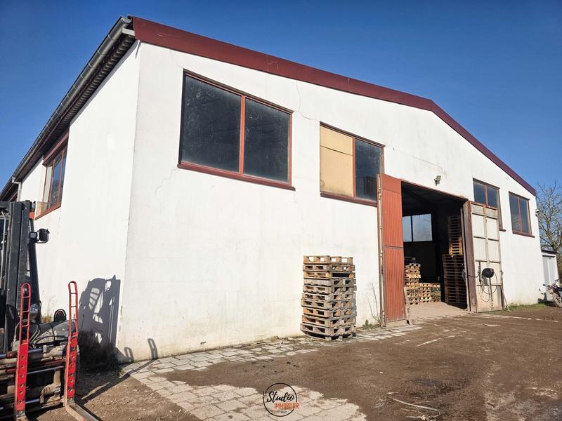 Entrepôt - 1 091 m²