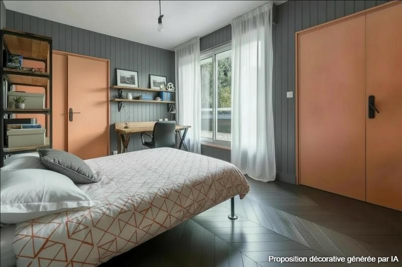 Maison - 241 m² - 8 pièces