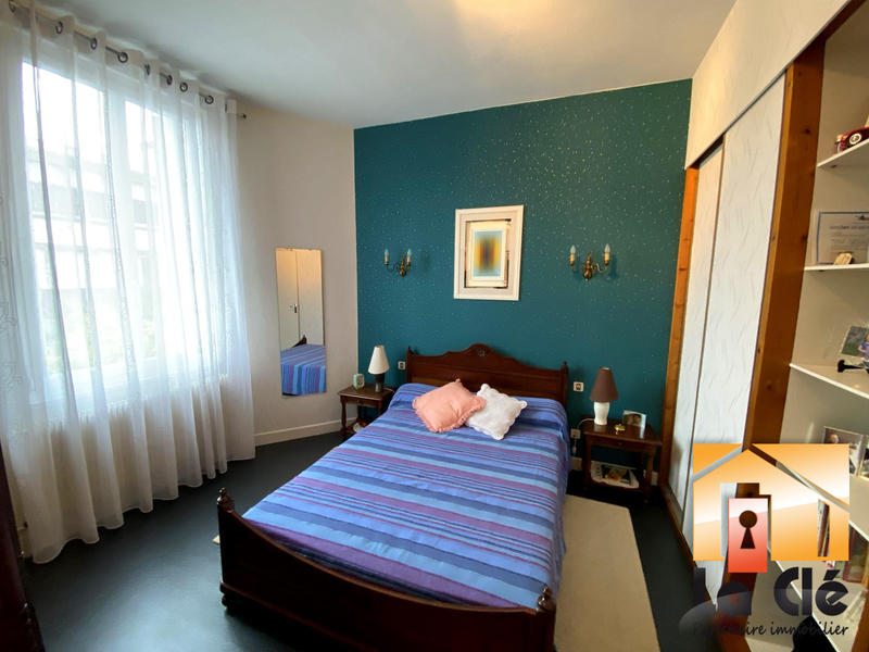 Maison traditionnelle - 156 m² - 5 pièces