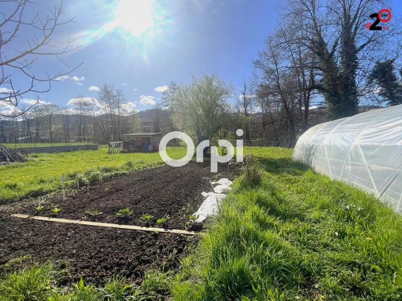 Terrain constructible - 574 m²