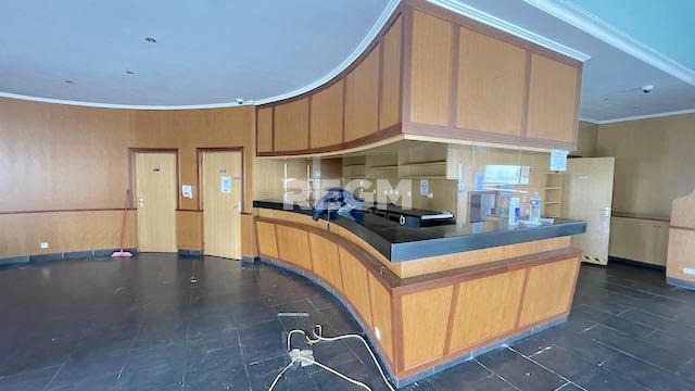 Local d'activités - 600 m²