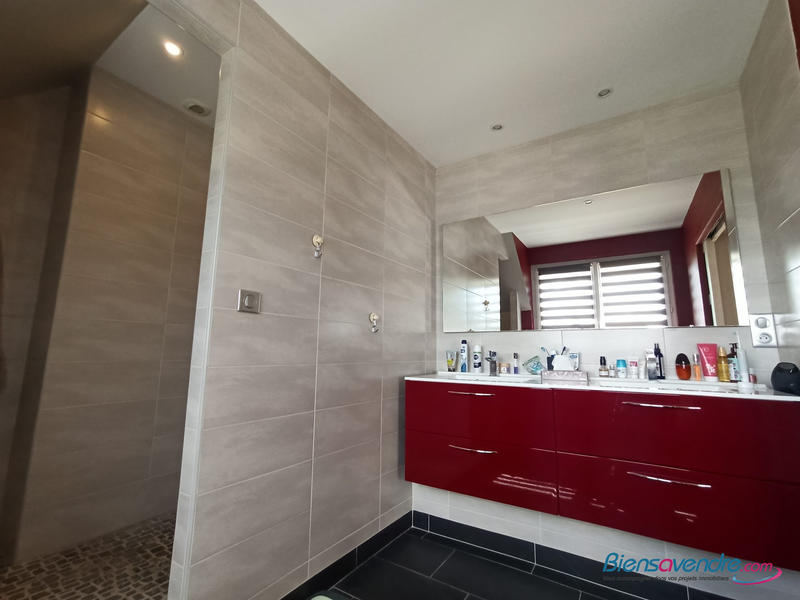 Bastide - 360 m² - 11 pièces