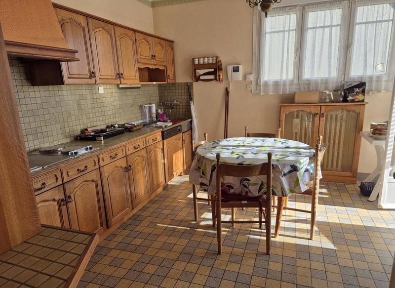 Maison - 135 m² - 7 pièces