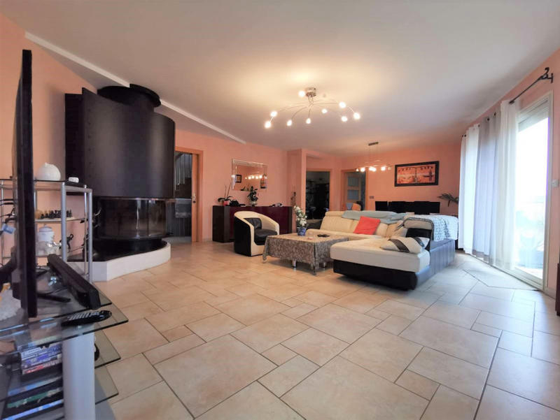 Maison - 156 m² - 7 pièces