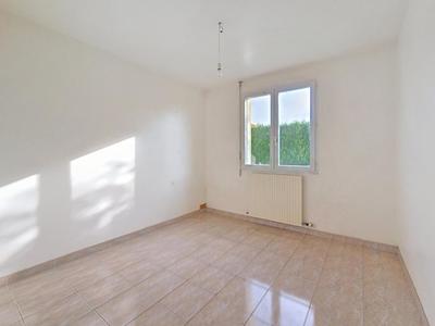 Maison traditionnelle - 99 m² - 4 pièces