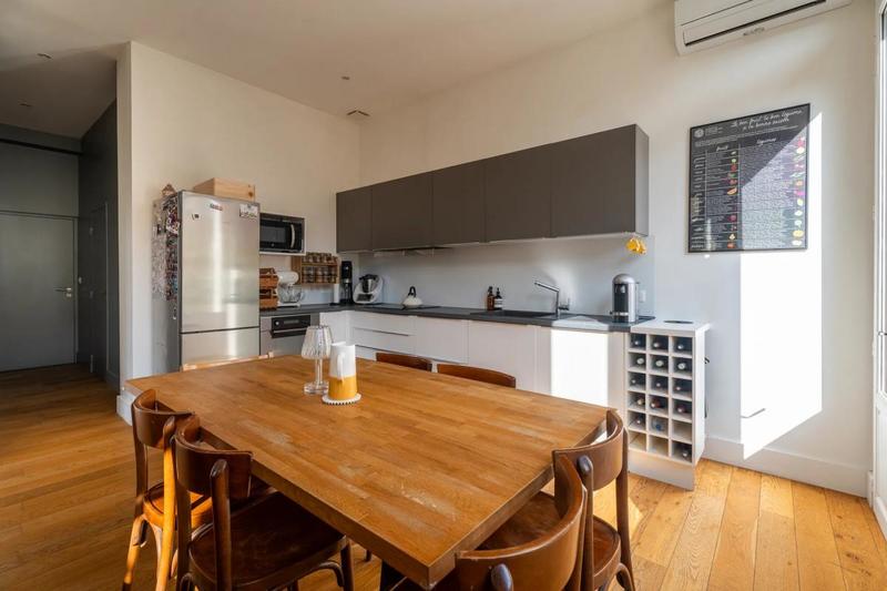 Appartement - 102 m² - 4 pièces