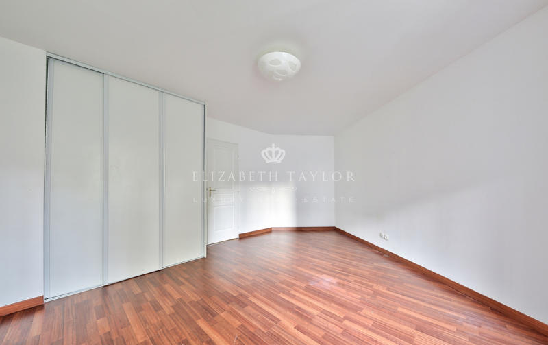 Maison - 157 m² - 5 pièces