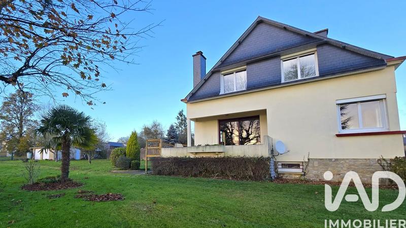 Maison - 136 m² - 7 pièces