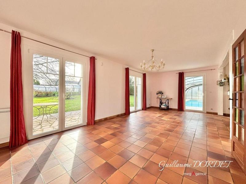Maison - 150 m² - 6 pièces