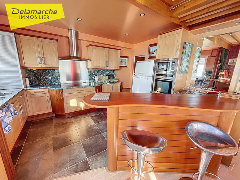 Appartement - 385 m² - 15 pièces