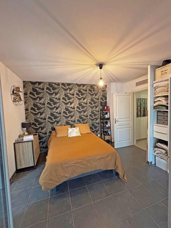 Appartement - 85 m² - 4 pièces