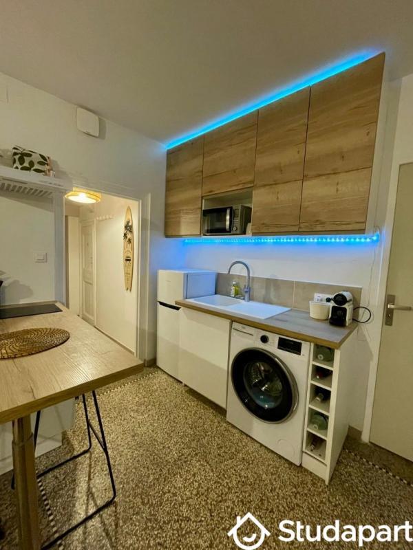 Chambre - 12 m² - 1 pièce