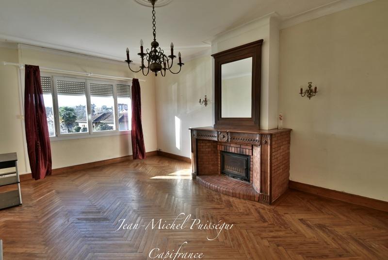 Immeuble - 220 m² - 8 pièces