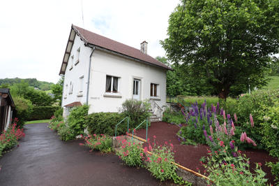 Maison - 158 m² - 10 pièces