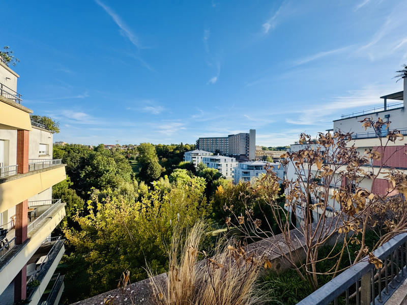 Appartement - 101 m² - 4 pièces